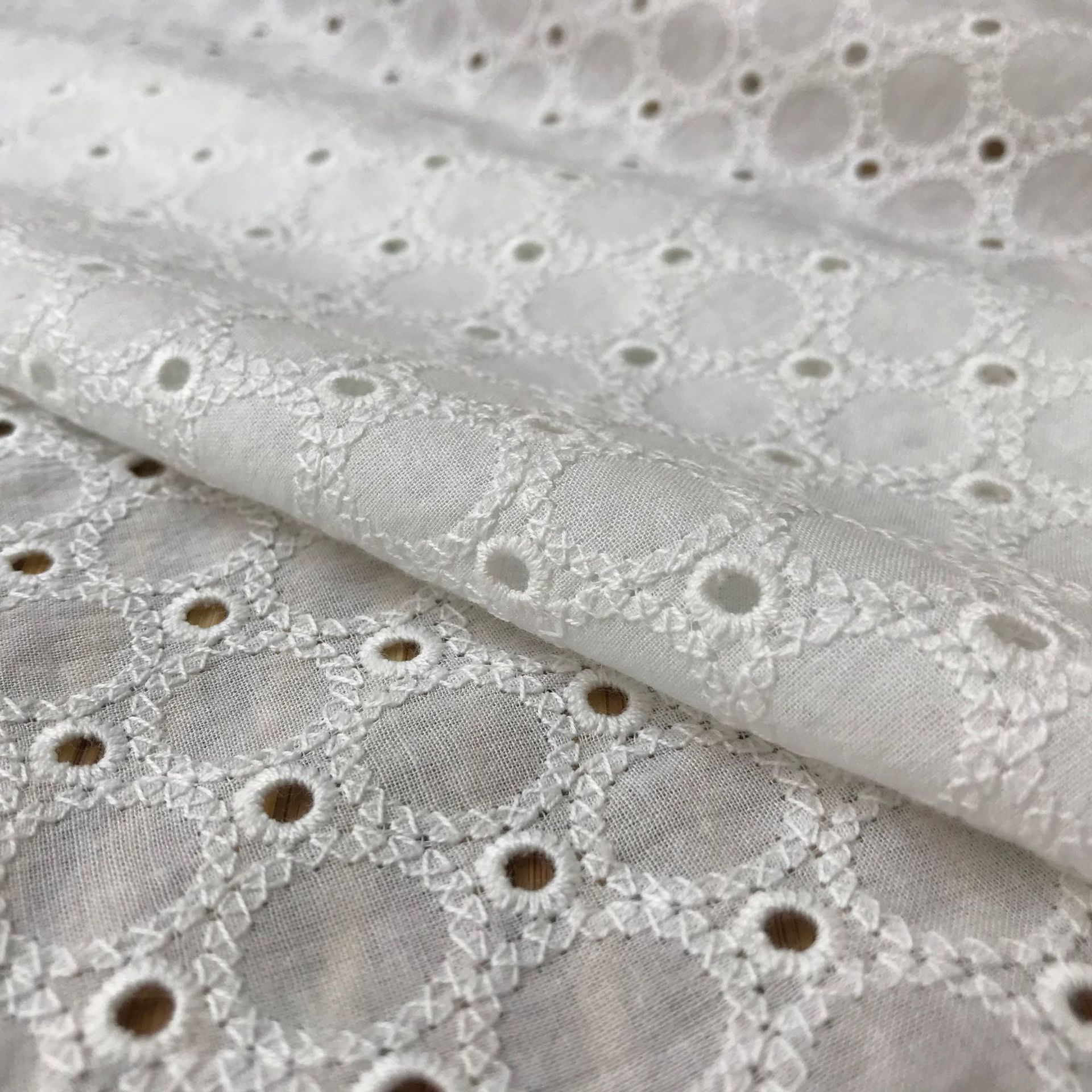 Tecido de Algodão Denim com Bo - Sewing Eyelet Fabric avaliação e preço